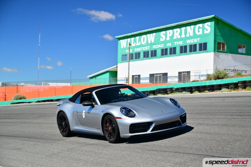 Porsche 911 GTS