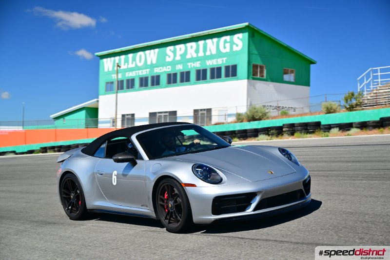 Porsche 911 GTS