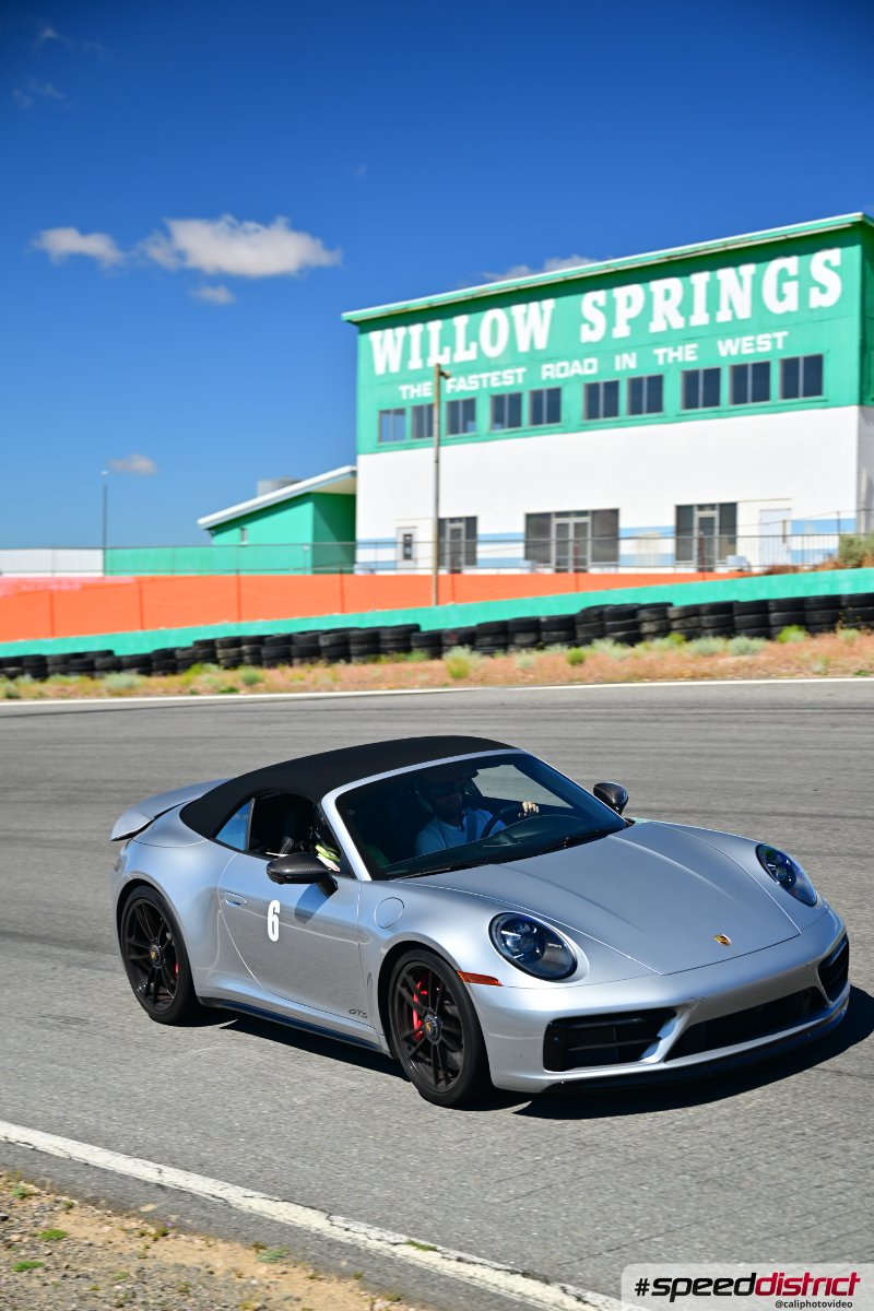 Porsche 911 GTS