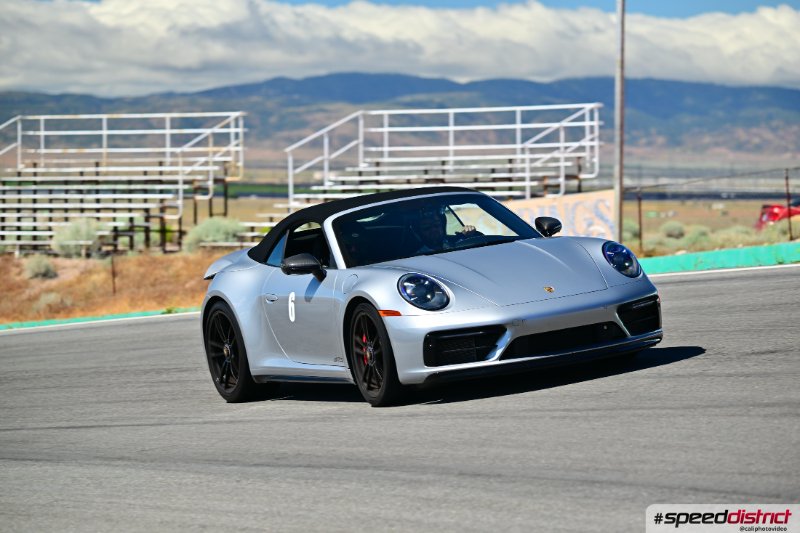 Porsche 911 GTS