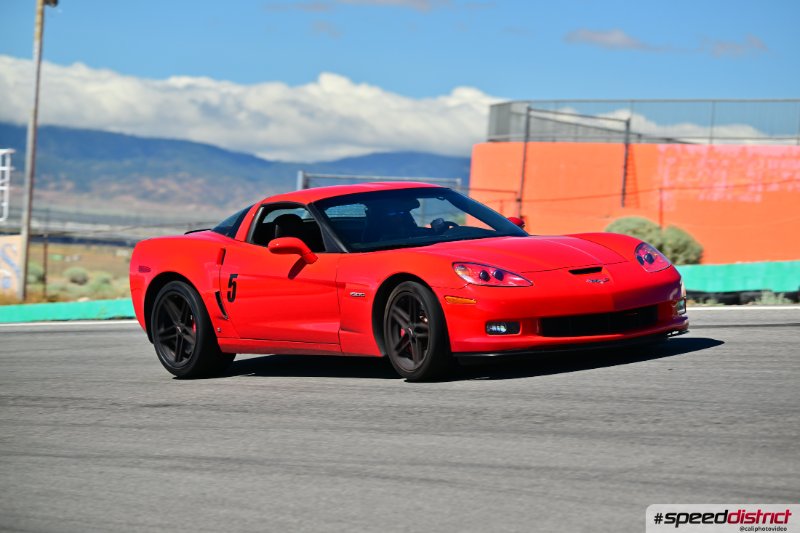 Chevrolet Corvette Z06 red