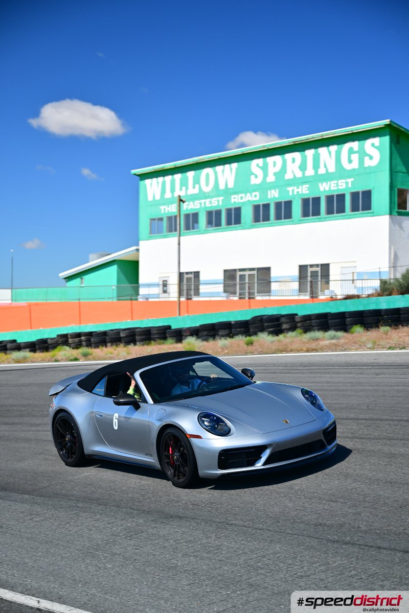 Porsche 911 GTS