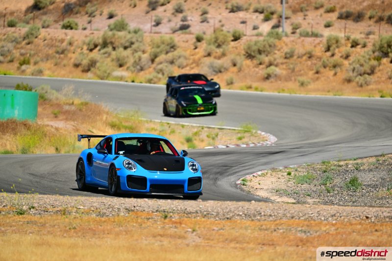 Porsche 911 GT2 RS