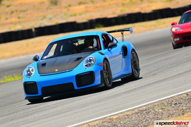 Porsche 911 GT2 RS