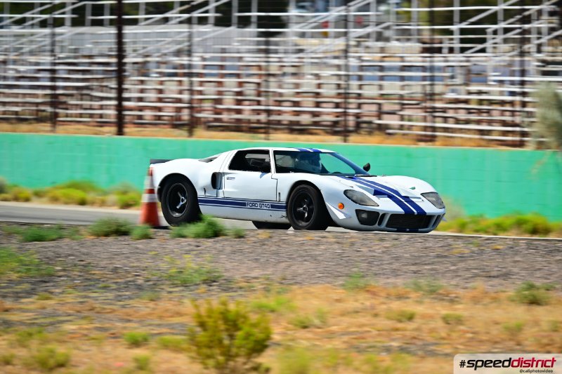 Ford GT40