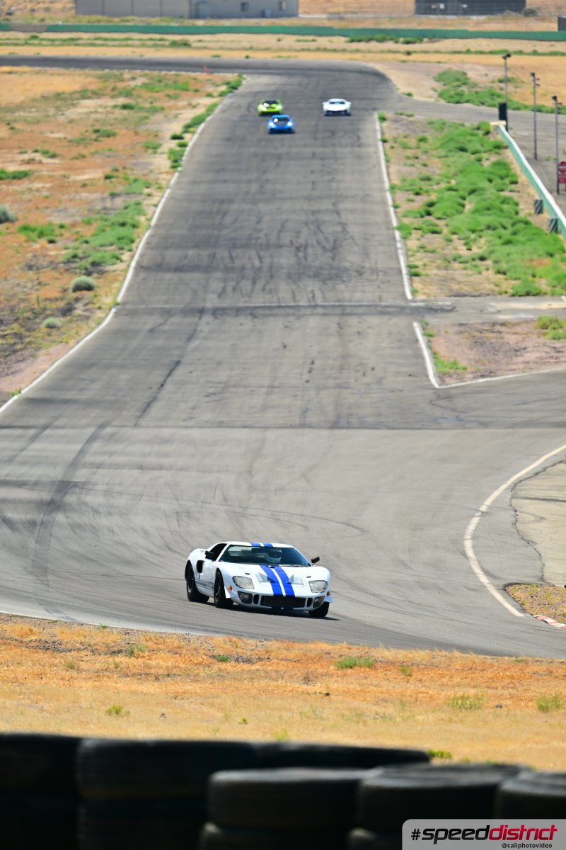 Ford GT