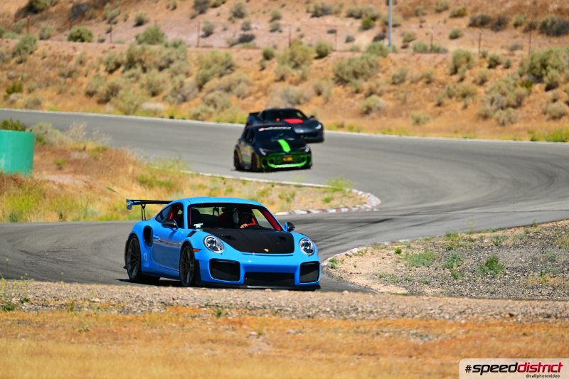 Porsche 911 GT2 RS