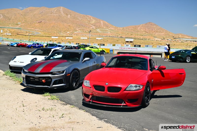 BMW Z4 red