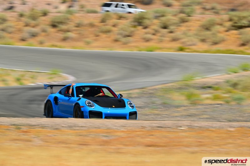 Porsche 911 GT3 RS blue