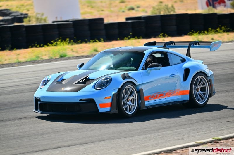Porsche 911 GT3 RS blue