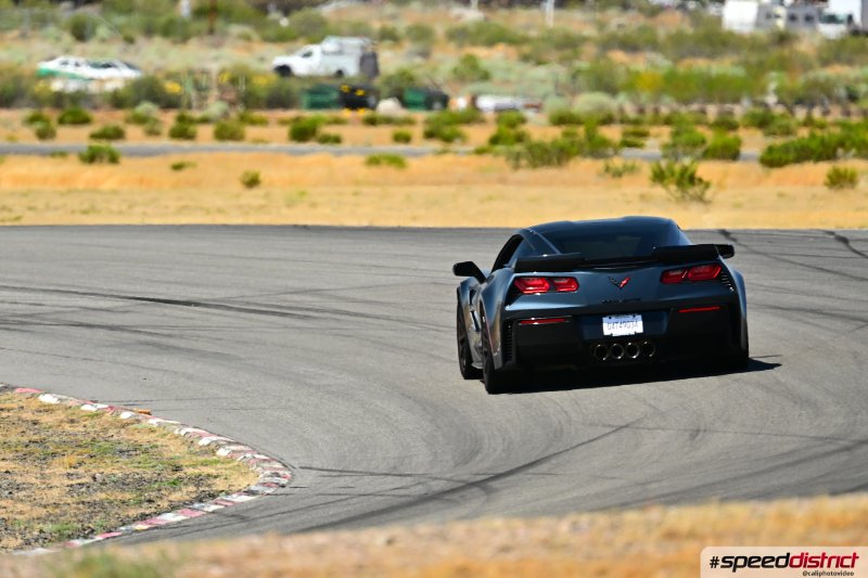 Chevrolet Corvette STI