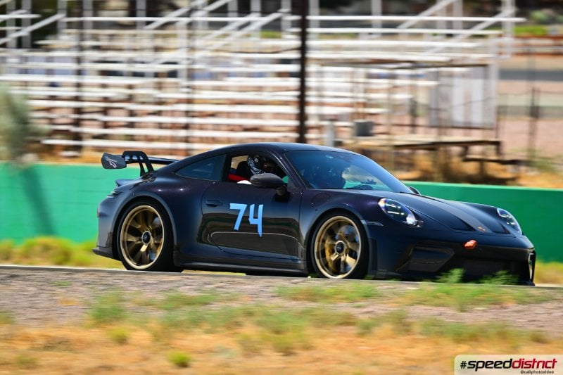 Porsche 911 GT3 RS blue