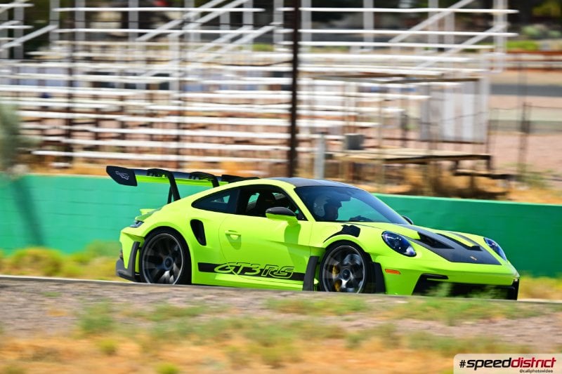 Porsche 911 GT3 RS green
