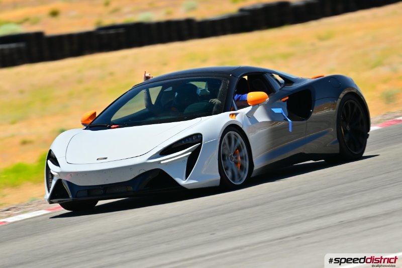 McLaren Artura