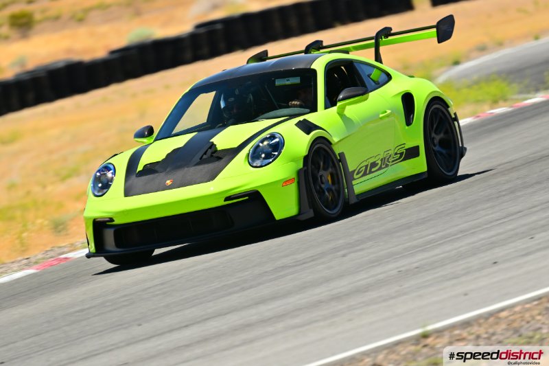 Porsche 911 GT3 RS green
