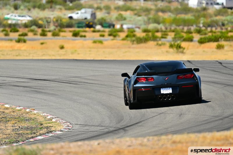 Chevrolet Corvette STI