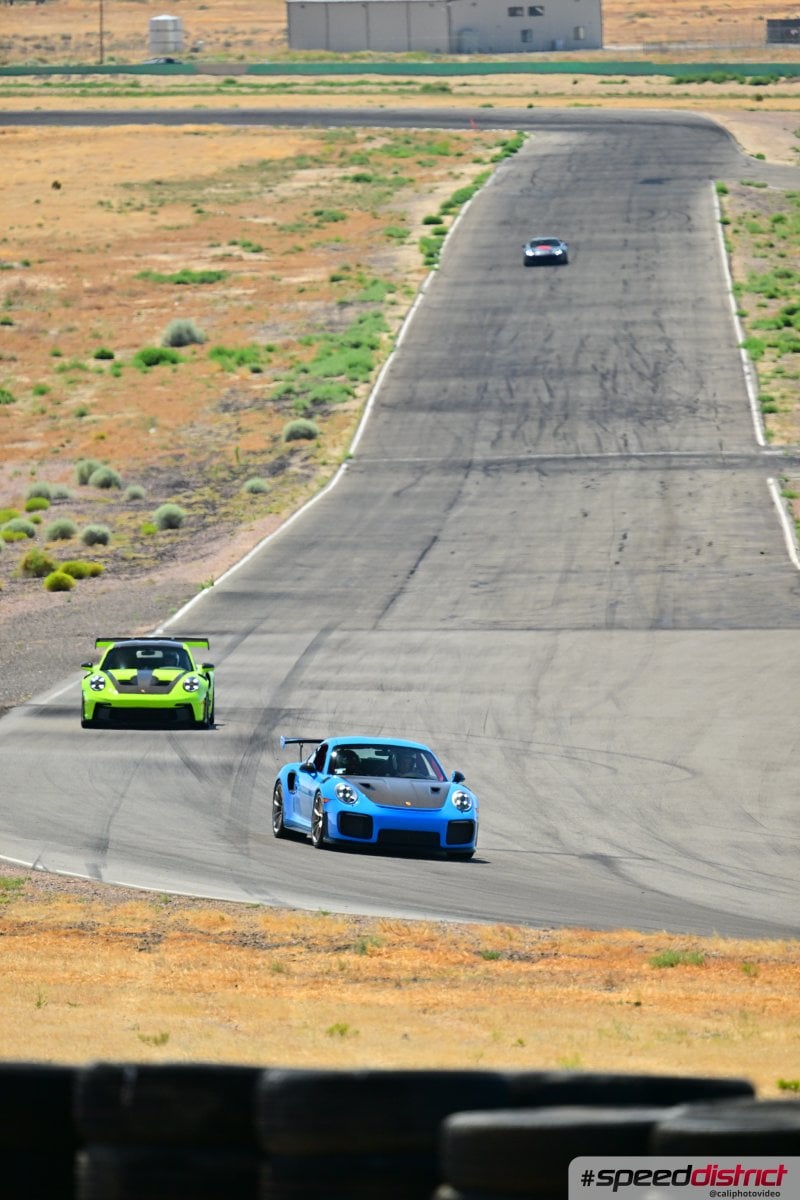 Porsche 911 GT3 RS blue