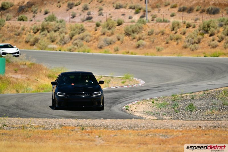 Dodge Charger Hellcat