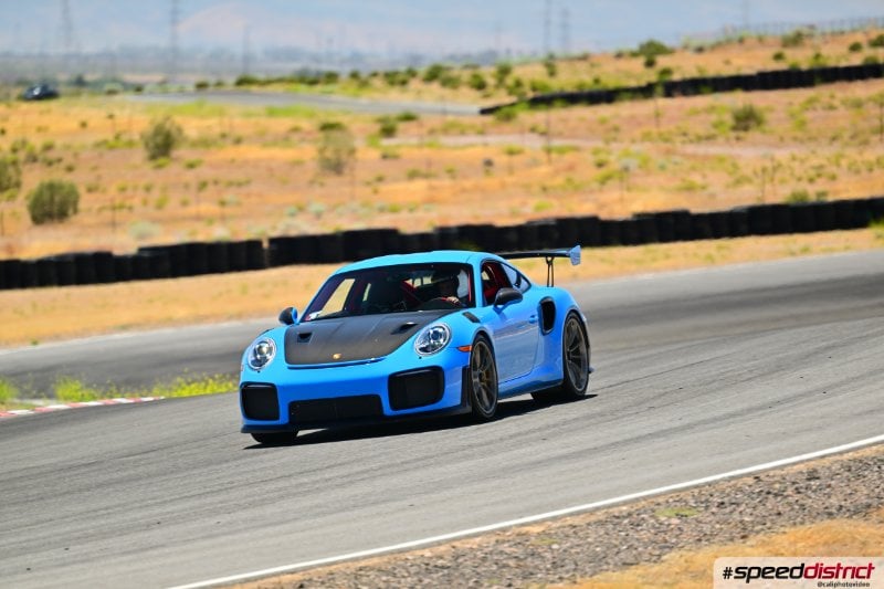 Porsche 911 GT3 RS blue