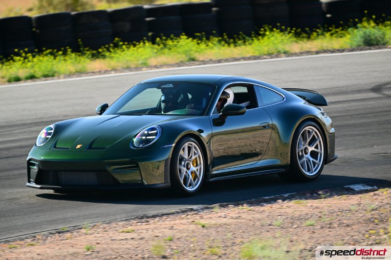 Porsche 911 GT3 RS green