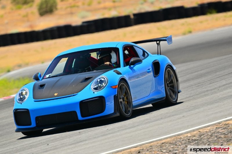 Porsche 911 GT3 RS blue