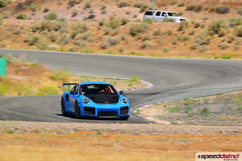 Porsche 911 GT2 RS