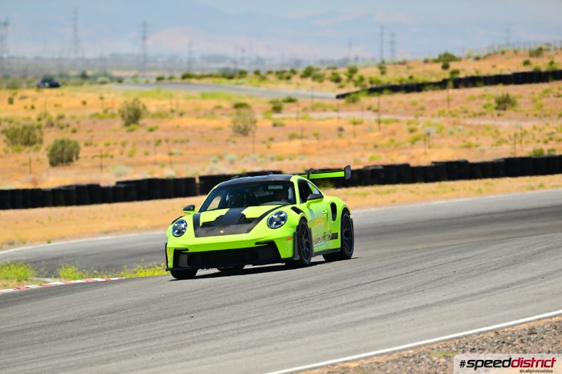 Porsche 911 GT3 RS green