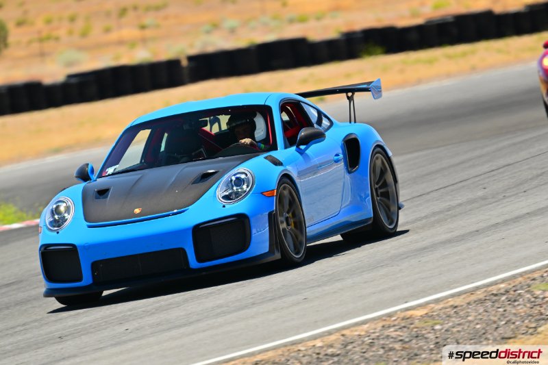 Porsche 911 GT2 RS
