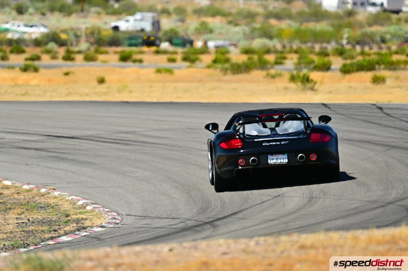 Porsche Cayman GT4