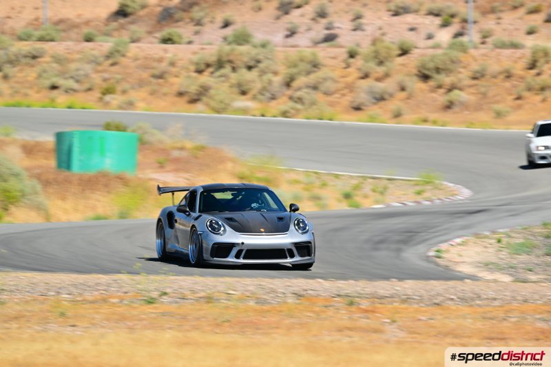 Porsche 911 GT3 RS silver