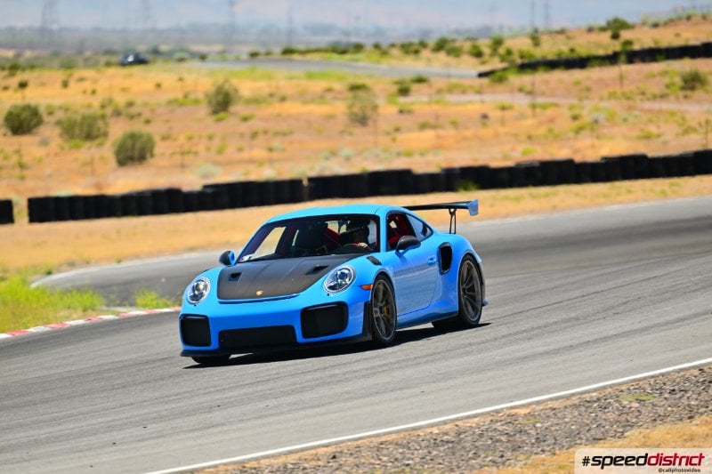 Porsche 911 GT3 RS blue