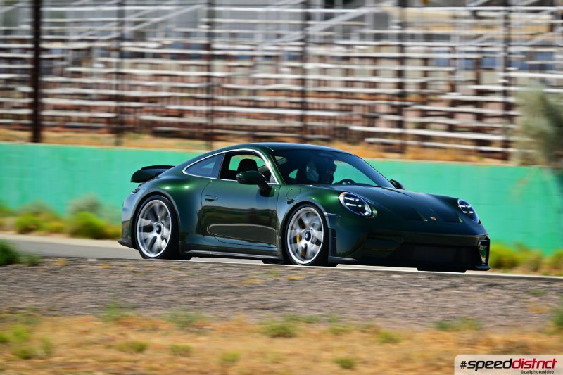 Porsche 911 GT3 RS green