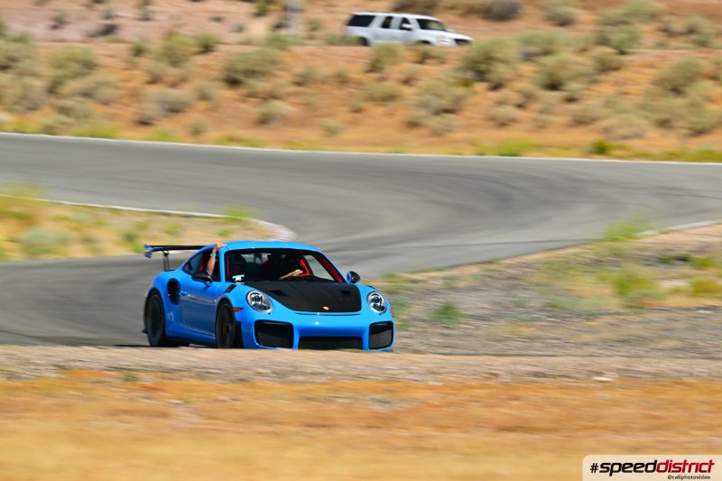 Porsche 911 GT3 RS blue