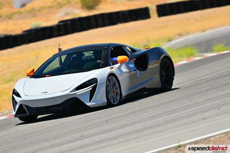 McLaren Artura