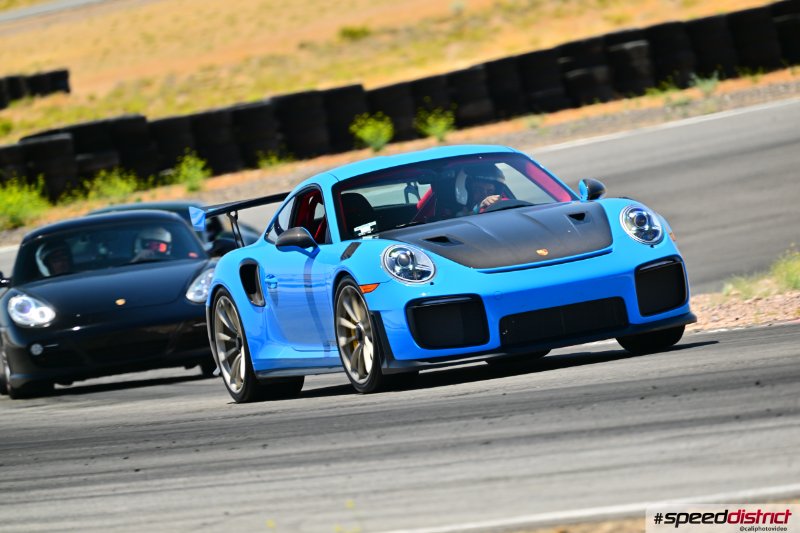 Porsche 911 GT2 RS