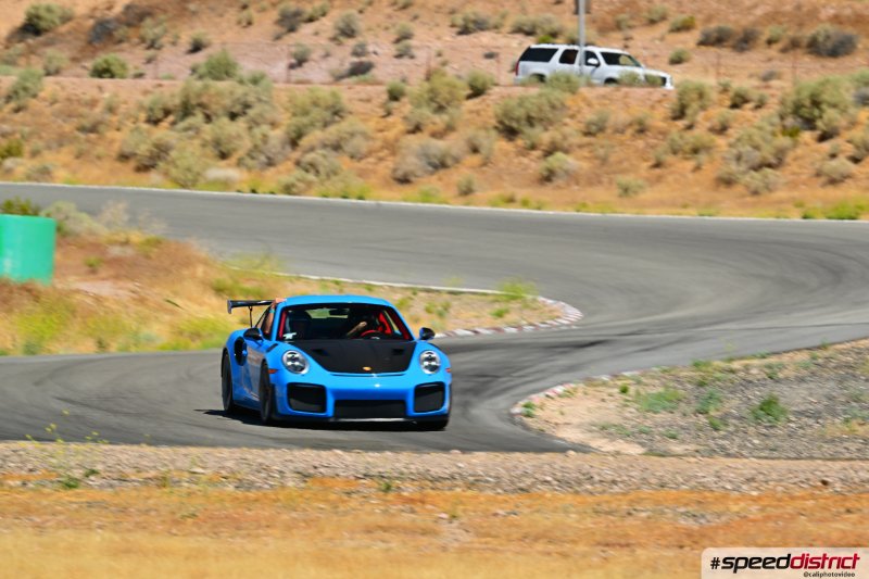 Porsche 911 GT2 RS