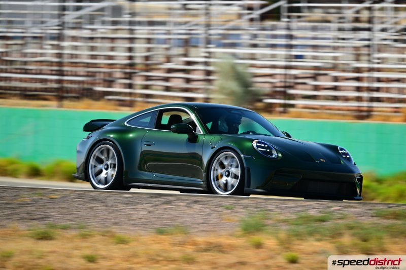 Porsche 911 GT3 RS green
