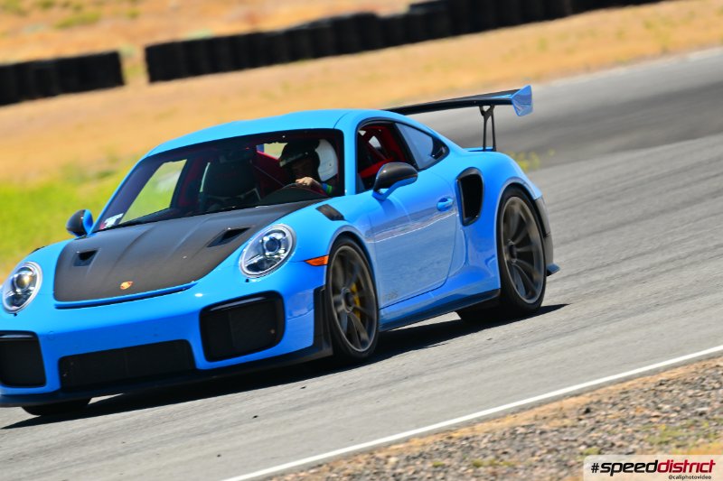 Porsche 911 GT3 RS blue