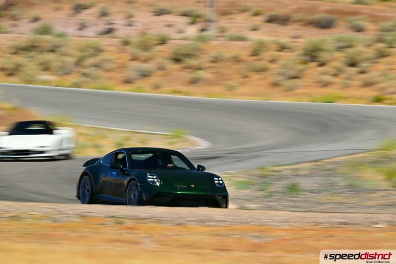 Porsche 911 GT3 RS green