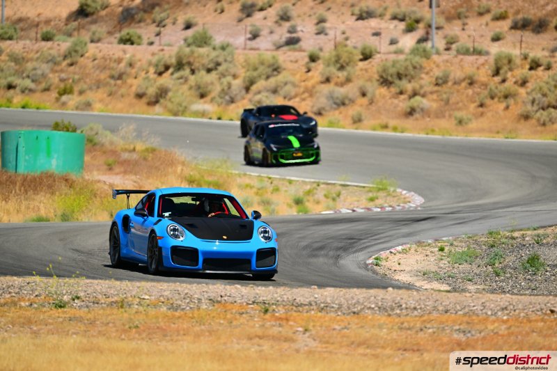 Porsche 911 GT2 RS