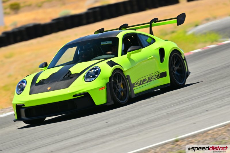 Porsche 911 GT3 RS green