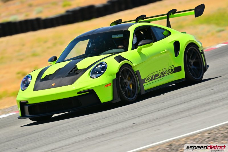 Porsche 911 GT3 RS green