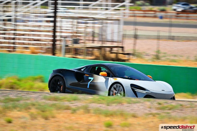 McLaren 570S