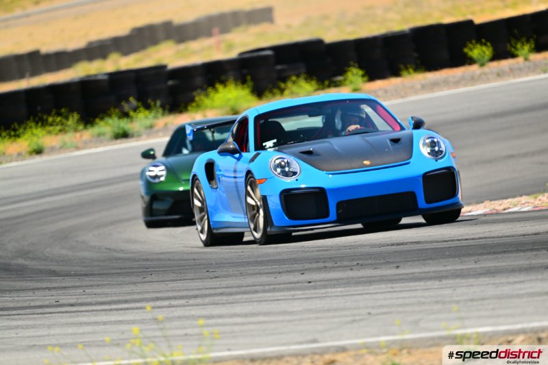 Porsche 911 GT2 RS