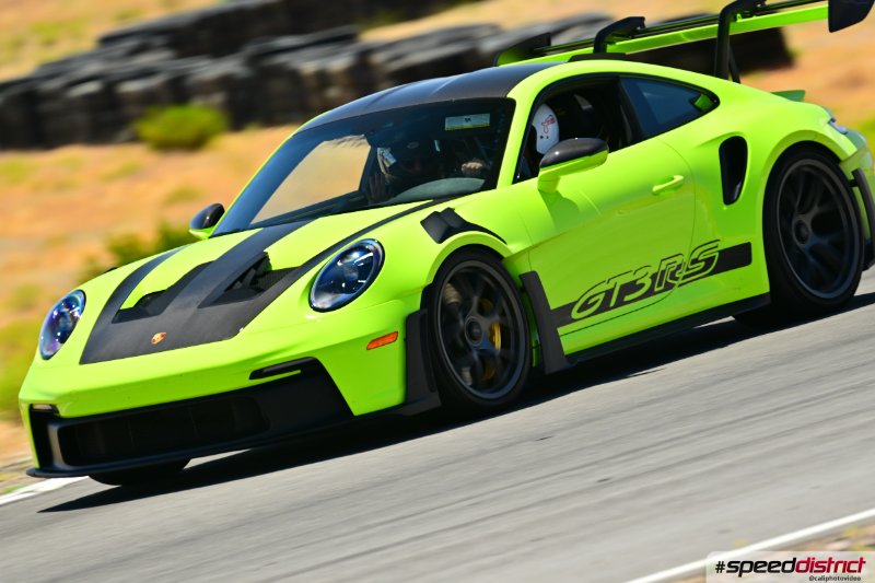 Porsche 911 GT3 RS green