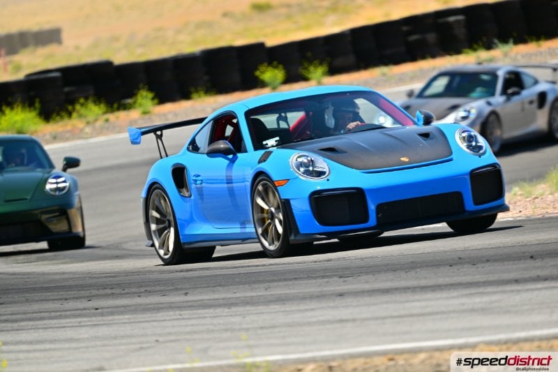 Porsche 911 GT3 RS blue