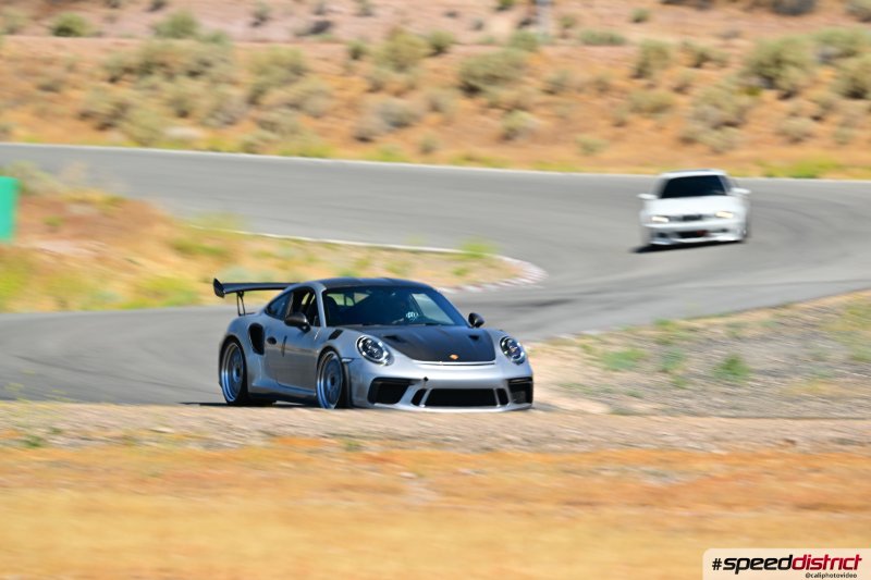 Porsche 911 GT3 RS silver