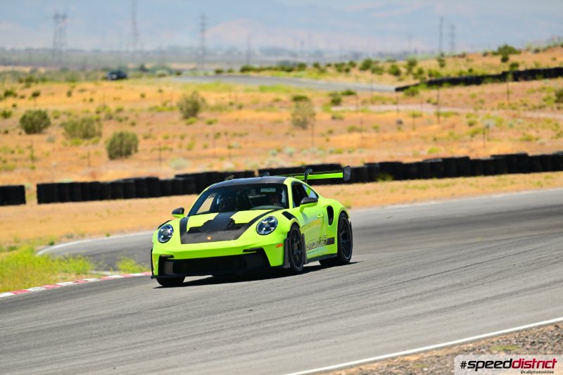 Porsche 911 GT3 RS green