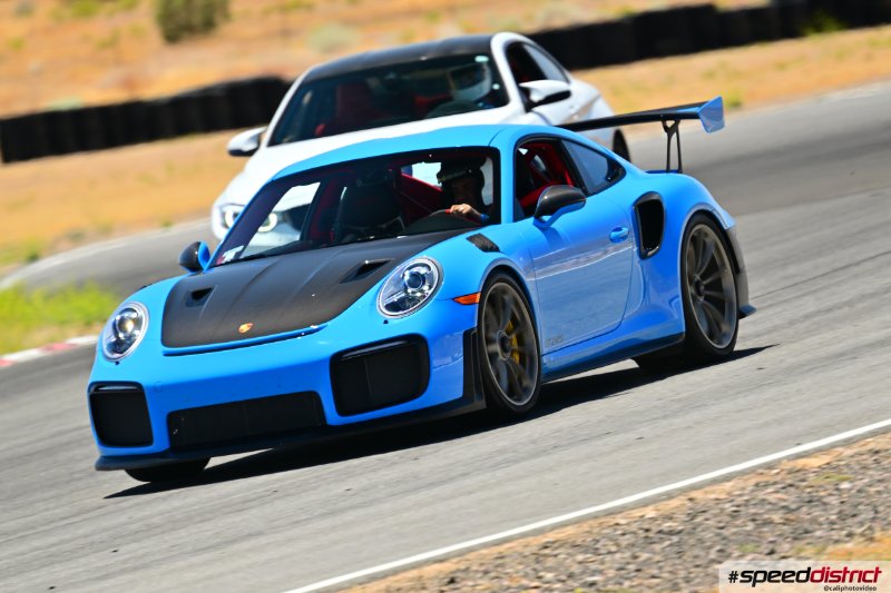 Porsche 911 GT2 RS