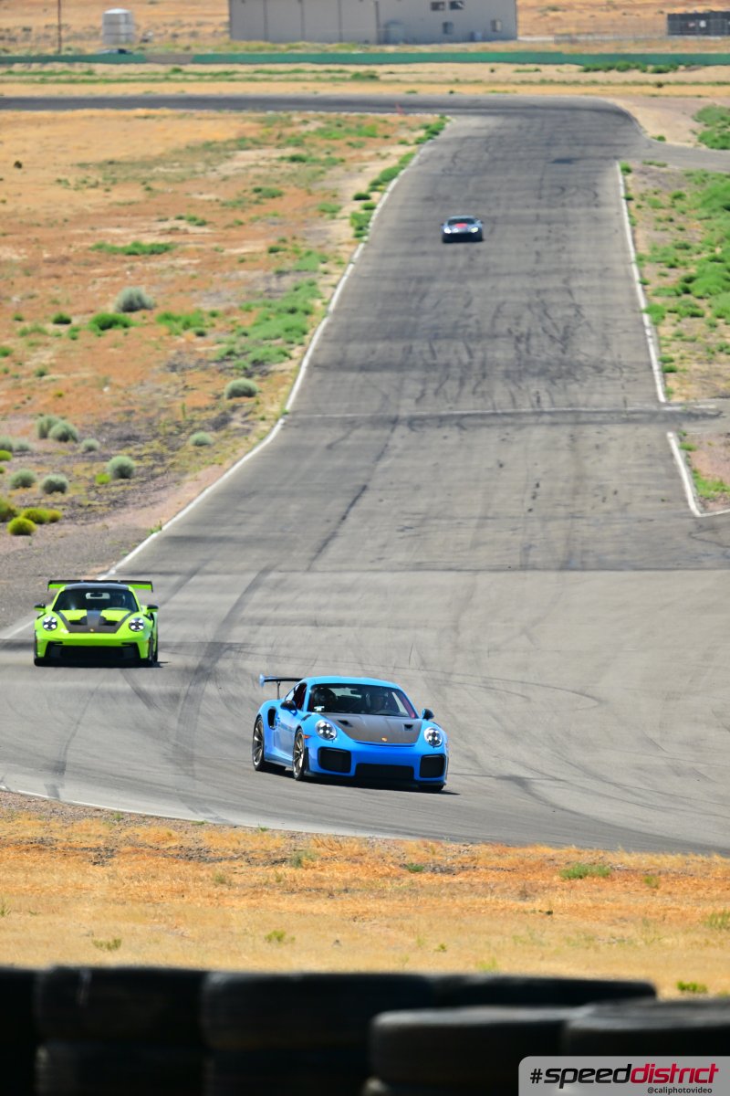 Porsche 911 GT2 RS